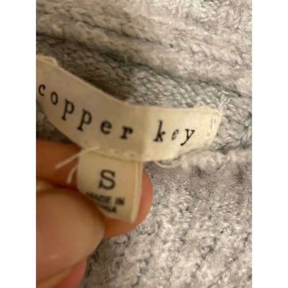 Copper Key Size Small Girls Gray Sweater #L-4-6 - Picture 3 of 6